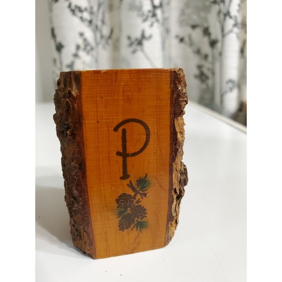 Vintage Unbranded Salt And Pepper Shakers Made From Natural Wood With Corks - Picture 4 of 10